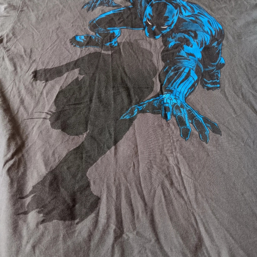 Marvel Black Panther tshirt XL